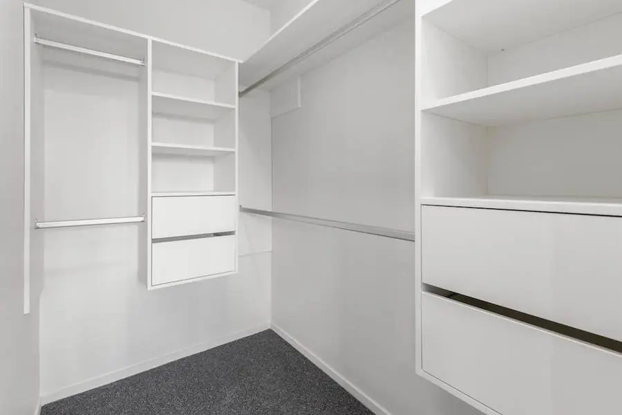 Old Wairoa Road — Built-in wardrobe