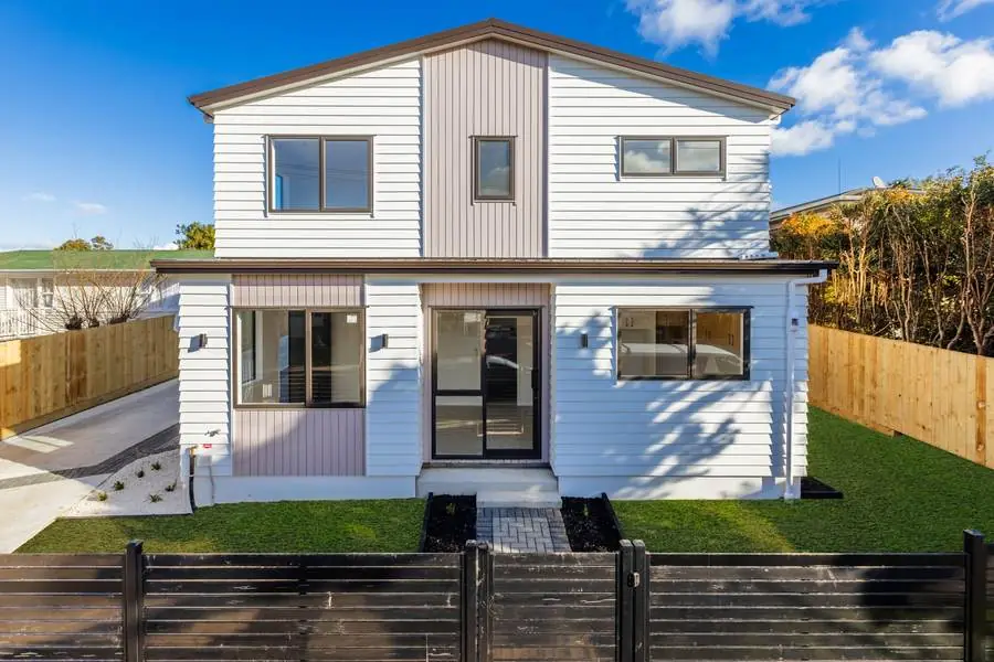 Tasman Drive — Front façade of a Tasman Drive townhouse
